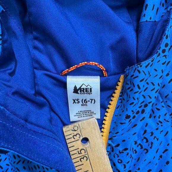 REI Jacket Boys XS Blue Hooded Outdoor Lightweight Patterned - Picture 2 of 6